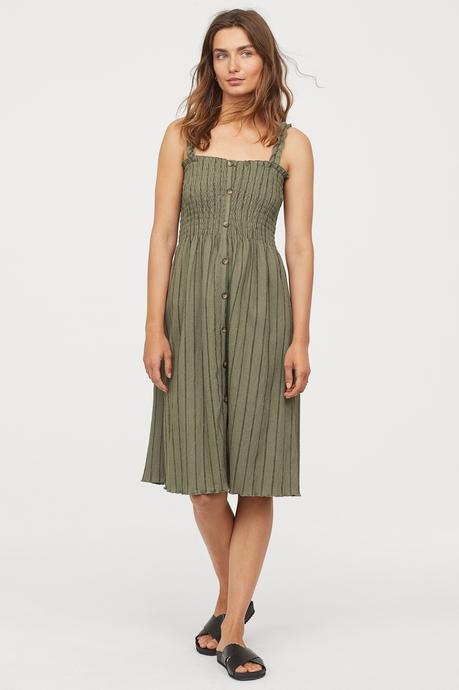 SONO 25 GLI ABITI SELEZIONATI PER SFOGGIARE UN LOOK UNICO! SONO 25 GLI ABITI SELEZIONATI PER SFOGGIARE UN LOOK UNICO!