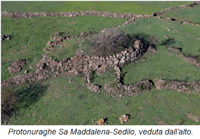 Archeologia. Considerazioni sui protonuraghi. Articolo di Alberto Moravetti Archeologia. Considerazioni sui protonuraghi. Articolo di Alberto Moravetti