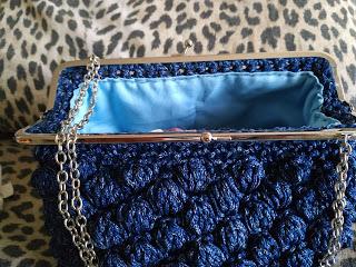 POCHETTE DI JEANS - CON BASE INTRECCIATA - UNCINETTO POCHETTE DI JEANS - CON BASE INTRECCIATA - UNCINETTO