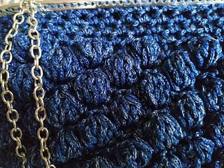 POCHETTE DI JEANS - CON BASE INTRECCIATA - UNCINETTO POCHETTE DI JEANS - CON BASE INTRECCIATA - UNCINETTO