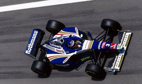 Jacques Villeneuve vince in Spagna 1997, passando in testa al mondiale Jacques Villeneuve vince in Spagna 1997, passando in testa al mondiale