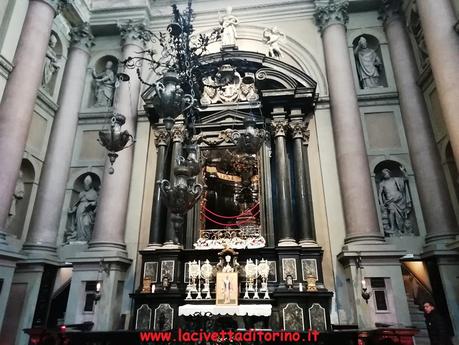 Novara e le reliquie di San Gaudenzio Novara e le reliquie di San Gaudenzio