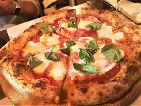 Tredicisette, in un numero l’evoluzione di una storica pizzeria di Palermo Tredicisette, in un numero l’evoluzione di una storica pizzeria di Palermo
