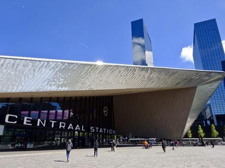 Cosa vedere a Rotterdam: la città dai mille volti Stazione Centrale di Rotterdam