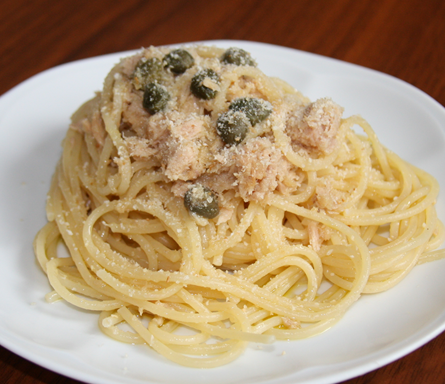 SPAGHETTI CAPPERI E TONNO spaghetti capperi e tonno