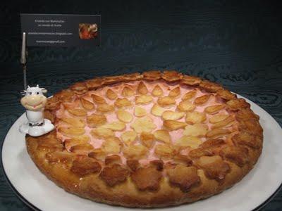 Una crostata tutta rosa per Alice Ginevra