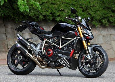 Ducati Streetfighter by Ducati Nerima