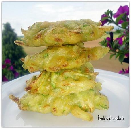 Fritelle di zucchine e limone