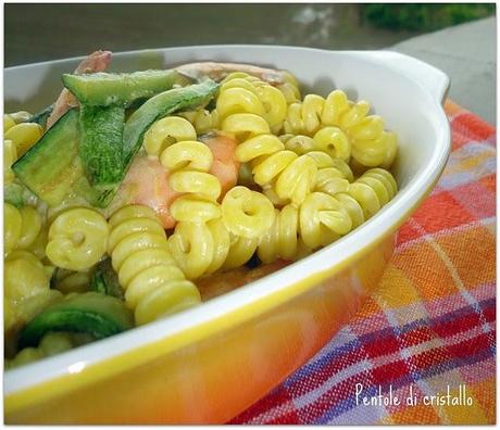 Riccioli zucchine, gamberi e panna