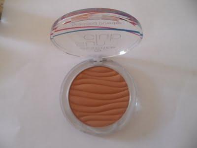 Acquisti Essence Bondie Beach Collection (FOTO/PICS)