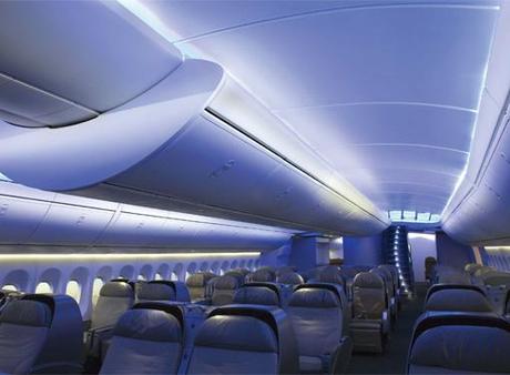 Boeing 747 8: ecco gli interni dell’aereo più lungo del mondo. VIDEO