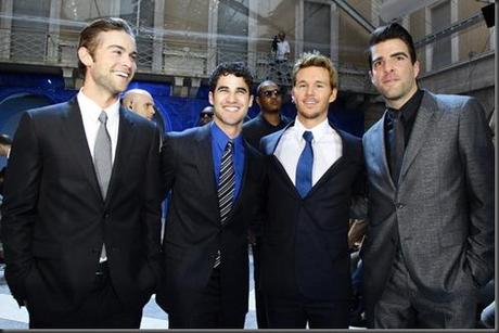 Crawford-Criss-Kwanten-Quinto-Milano-Versace-sfilata-2 (1)