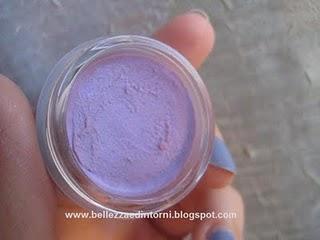 Essence: Holographic Eyeshadow 02 Lilac