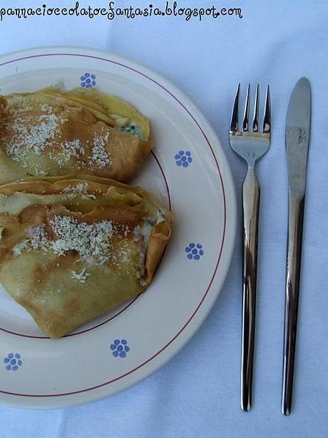 Crepes con spinaci e formaggio