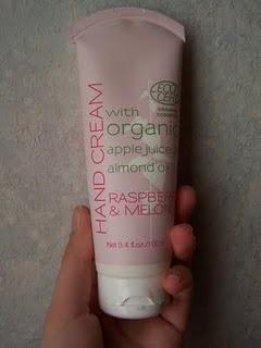 Crema mani bio lampone e melone di H&M;: