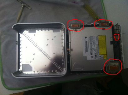 IMG 0071 410x306 Aggiornamento MacMini (Late 2009): SSD 60GB e 4Gb di Ram