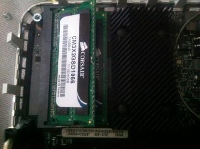IMG 0087 410x306 Aggiornamento MacMini (Late 2009): SSD 60GB e 4Gb di Ram