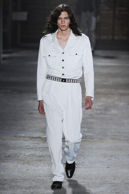 [Fashion Show] Milano Moda Uomo: Alexander McQueen P/E 2012