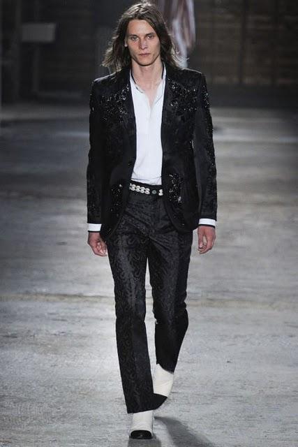 [Fashion Show] Milano Moda Uomo: Alexander McQueen P/E 2012