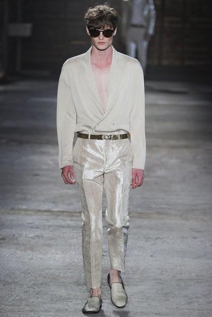 [Fashion Show] Milano Moda Uomo: Alexander McQueen P/E 2012