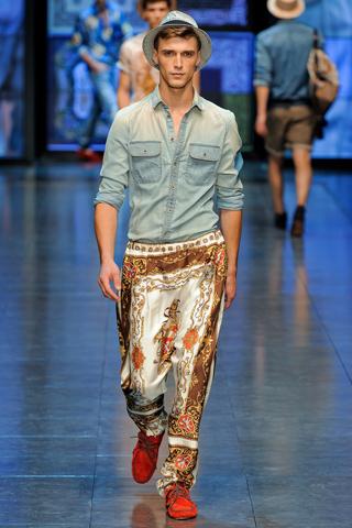 [Fashion Show] Milano Moda Uomo: D&G; P/E 2012