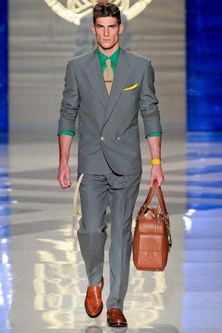 [Fashion Show] Milano Moda Uomo: Versace P/E 2012