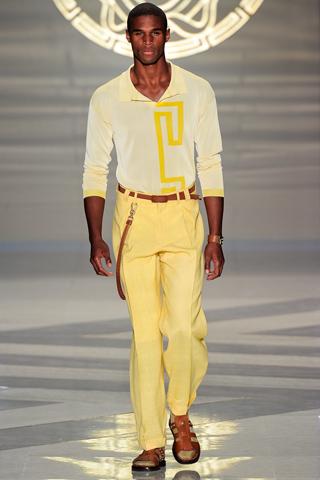 [Fashion Show] Milano Moda Uomo: Versace P/E 2012