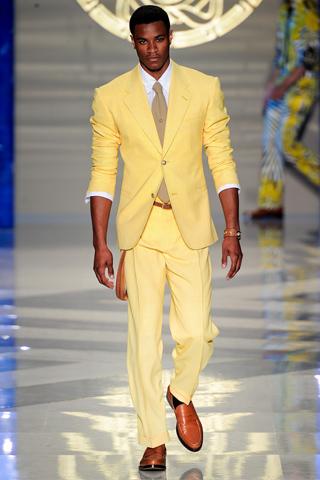 [Fashion Show] Milano Moda Uomo: Versace P/E 2012