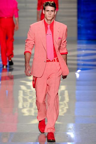 [Fashion Show] Milano Moda Uomo: Versace P/E 2012