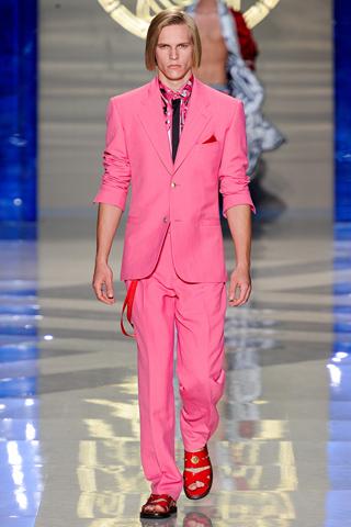 [Fashion Show] Milano Moda Uomo: Versace P/E 2012