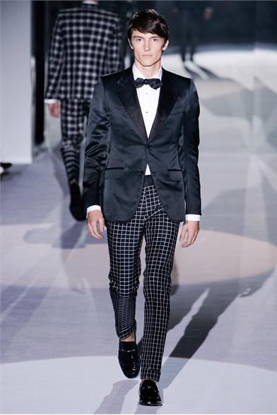 [Fashion Show] Milano Moda Uomo: Gucci P/E 2012