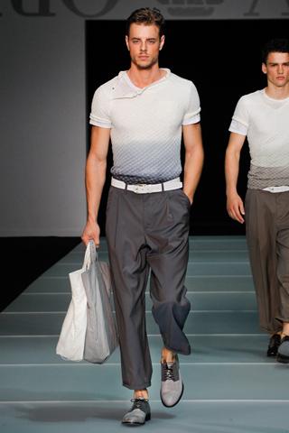 [Fashion Shows] Milano Moda Uomo: Emporio Armani P/E 2012