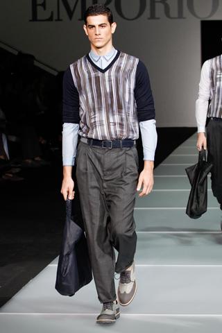 [Fashion Shows] Milano Moda Uomo: Emporio Armani P/E 2012