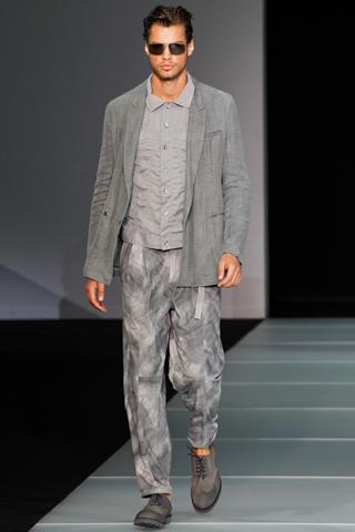 [Fashion Shows] Milano Moda Uomo: Emporio Armani P/E 2012