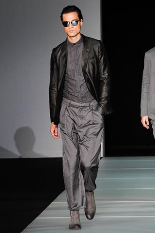 [Fashion Shows] Milano Moda Uomo: Emporio Armani P/E 2012