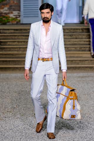 [Fashion Shows] Milano Moda Uomo: Roberto Cavalli P/E 2012