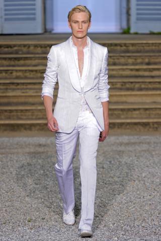 [Fashion Shows] Milano Moda Uomo: Roberto Cavalli P/E 2012