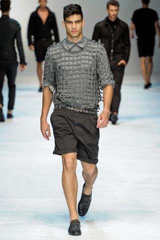 [Fashion Show] Milano Moda Uomo: Dolce & Gabbana P/E 2012