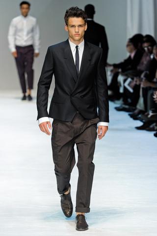 [Fashion Show] Milano Moda Uomo: Dolce & Gabbana P/E 2012