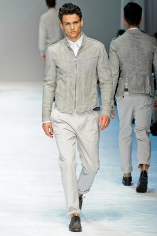 [Fashion Show] Milano Moda Uomo: Dolce & Gabbana P/E 2012