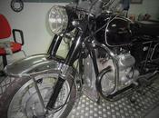 Moto Guzzi leggero lifting