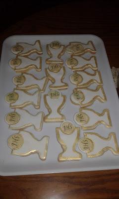 Biscotti e meringhe Comunione. Biscotti e meringhe Comunione.