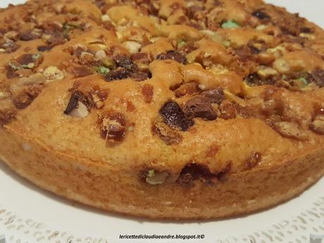Torta di riciclo con torroncini e caramelle mou Torta di riciclo con torroncini e caramelle mou
