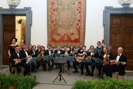 All'Abbazia di San Nilo l'Orchestra mandolinistica romana All'Abbazia di San Nilo l'Orchestra mandolinistica romana