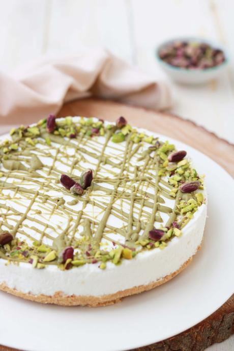 Cheesecake allo yogurt e pistacchio Cheesecake allo yogurt e pistacchio