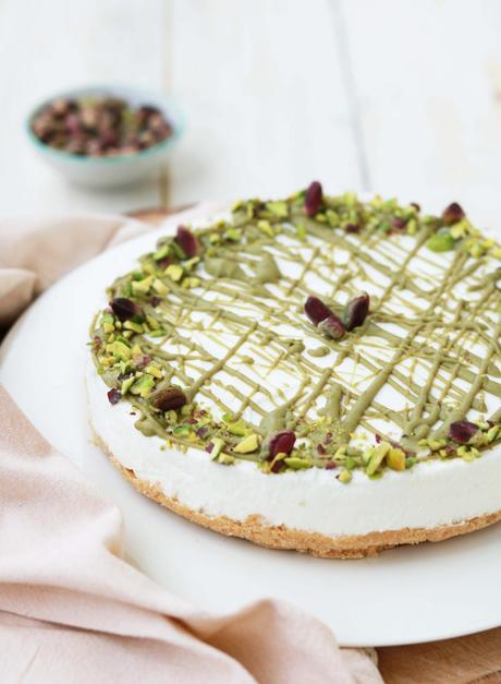Cheesecake allo yogurt e pistacchio Cheesecake allo yogurt e pistacchio