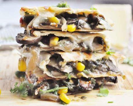 Funghi del mais e dieta dei nativi americani Quesadila a base di huitlacoche