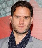 “Filthy Rich”: Steven Pasquale unito cast
