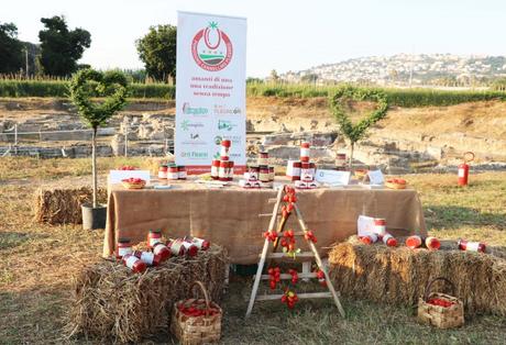 Alla scoperta del Pomodoro Cannellino Flegreo e del Parco Archeologico di Cuma Alla scoperta del Pomodoro Cannellino Flegreo e del Parco Archeologico di Cuma