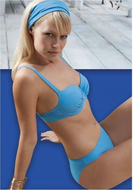 Moda sostenibile: i costumi green con plastica riciclata Moda sostenibile: i costumi green con plastica riciclata